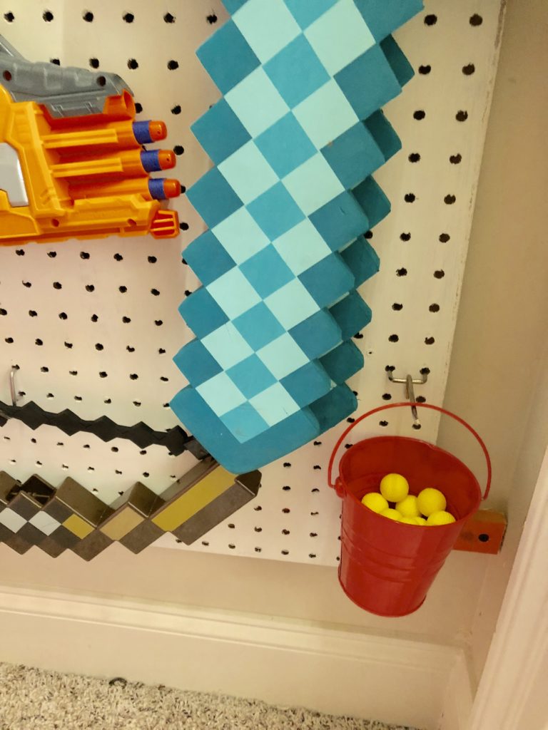 Diy Nerf Gun Wall Rack : How To Build A Nerf Gun Wall With ...