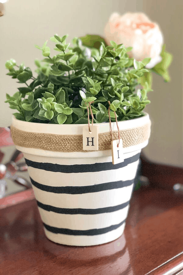 Terra cotta pot makeover