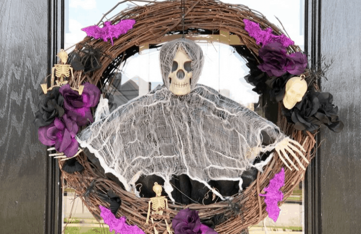 DIY Skull Wreath