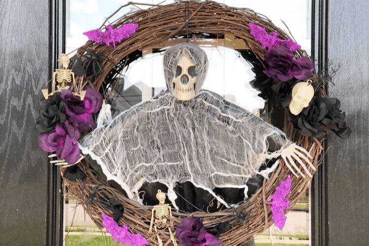 DIY Skeleton Wreath