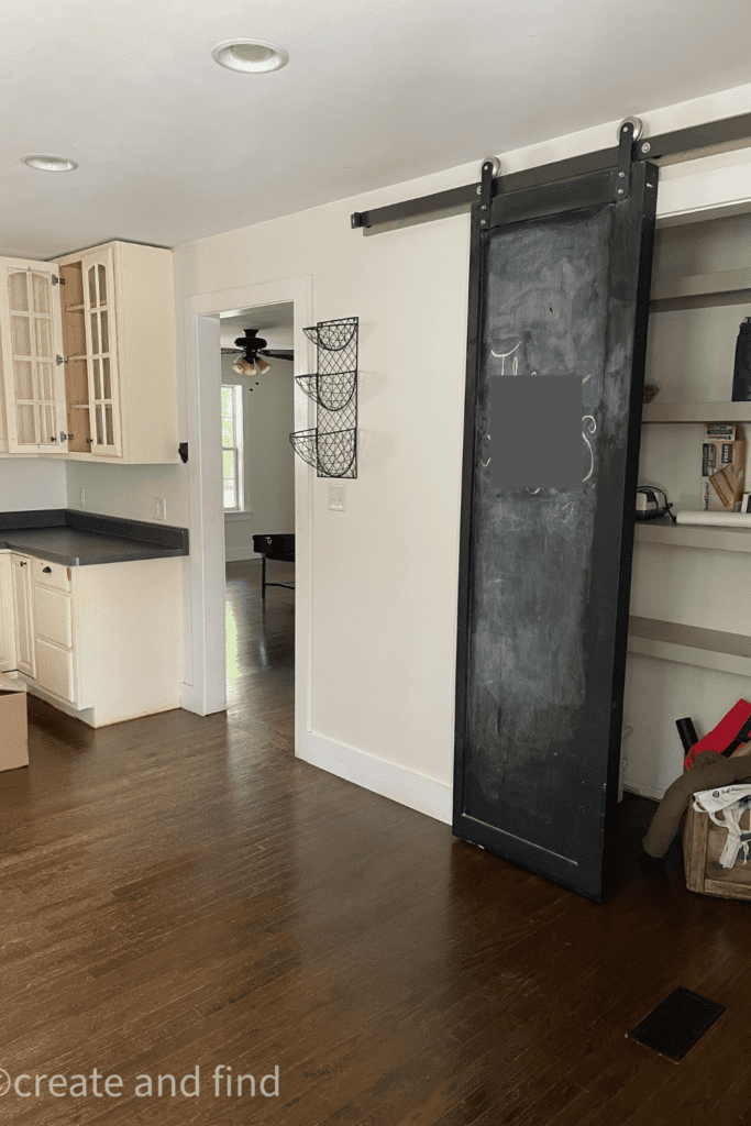 Kitchen before a remodel